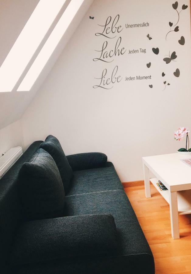 Schoene Zeit 2 Rooms Apartment With Kitchen FDH المظهر الخارجي الصورة