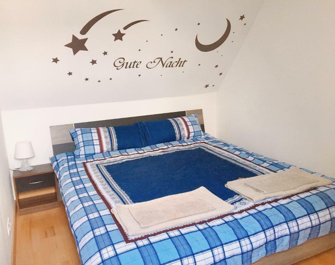 Schoene Zeit 2 Rooms Apartment With Kitchen FDH المظهر الخارجي الصورة